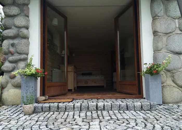 Nocleg ze śniadaniem Siumno Izba Brzegi 3*